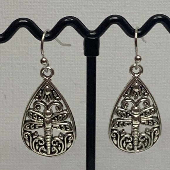 Dragonfly Earring, Insect Earring, Celtic Earring, Celtic Jewelry, Gift Idea - Picture 2 of 4